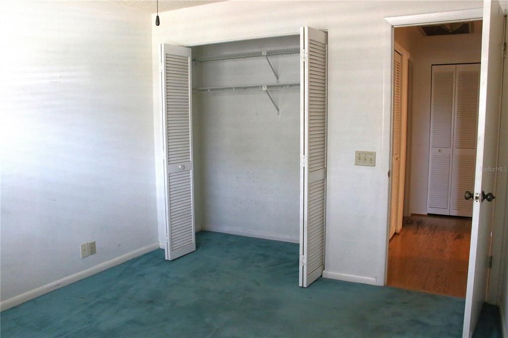 For Sale: $170,000 (2 beds, 2 baths, 1164 Square Feet)