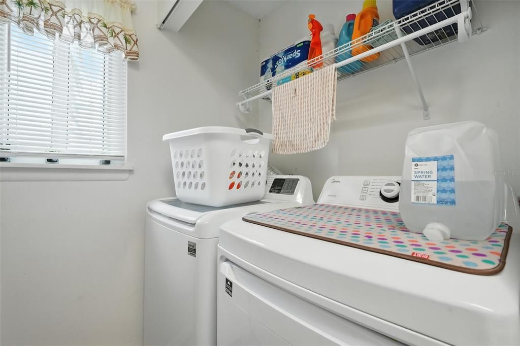 Под контрактом: $159,000 (2 спален, 1 ванн, 993 Квадратных фут)