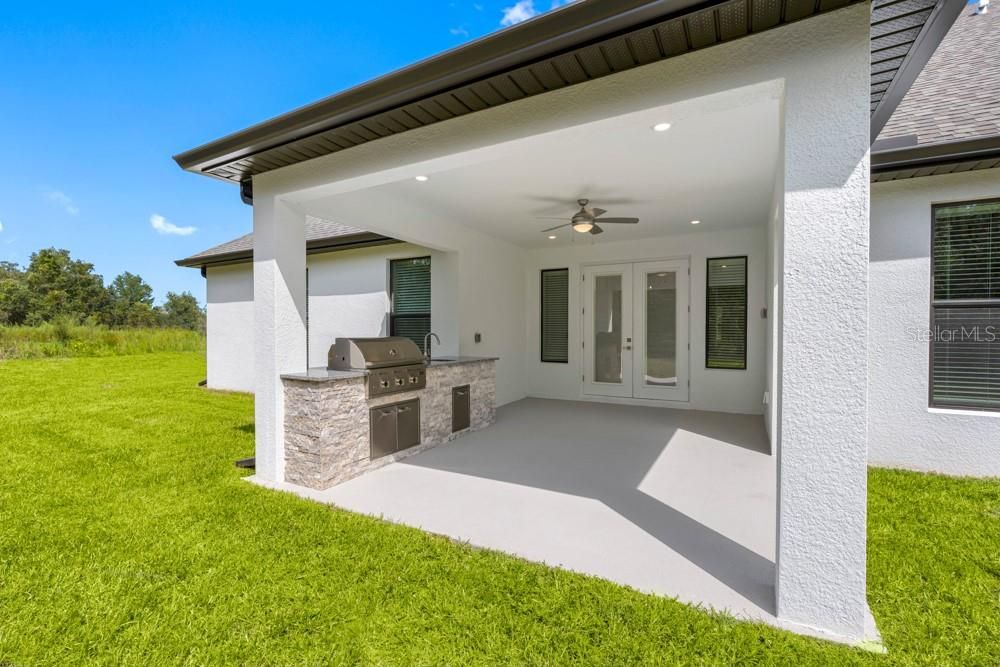 For Sale: $978,900 (4 beds, 4 baths, 4023 Square Feet)