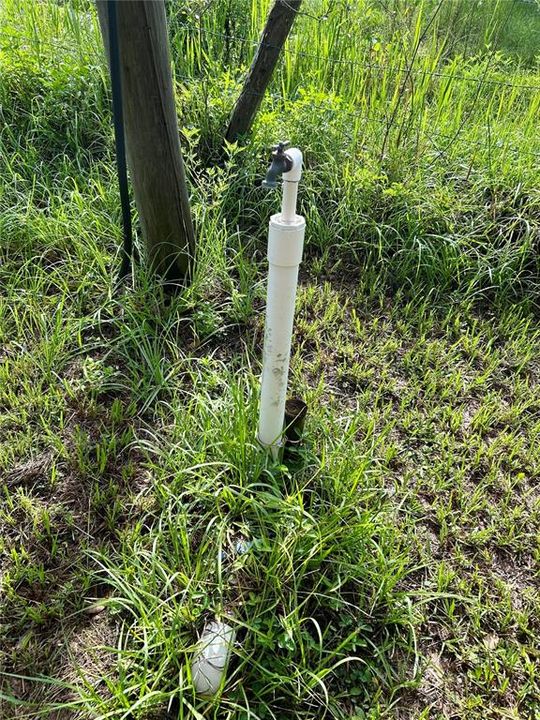 En Venta: $160,000 (5.01 acres)