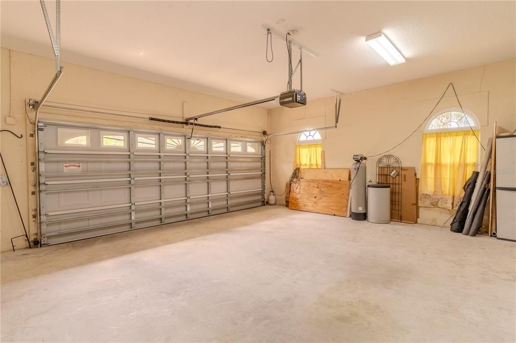 En Venta: $674,500 (4 camas, 2 baños, 2643 Pies cuadrados)