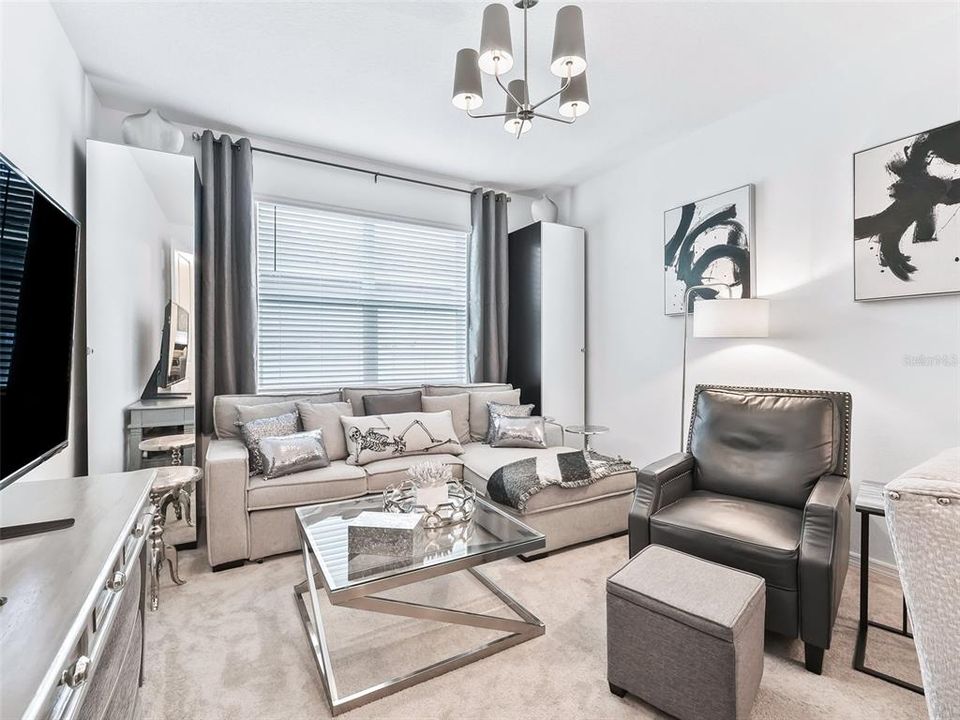 待售: $638,900 (4 贝兹, 4 浴室, 3878 平方英尺)