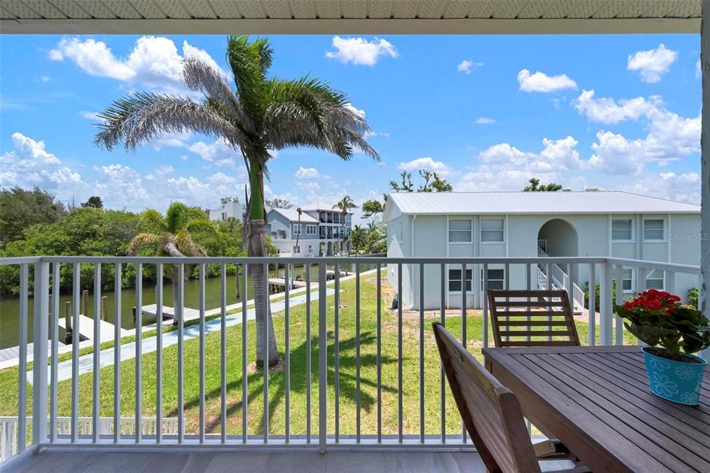 На продажу: $555,000 (2 спален, 1 ванн, 822 Квадратных фут)