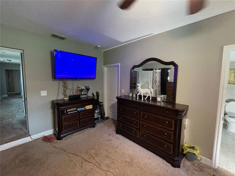 待售: $398,000 (3 贝兹, 2 浴室, 1719 平方英尺)