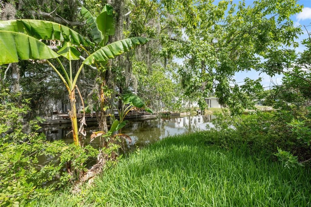 For Sale: $260,000 (4 beds, 2 baths, 1349 Square Feet)