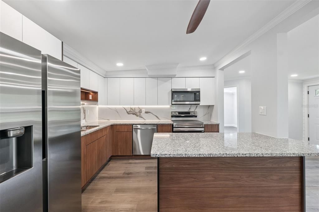 For Sale: $260,000 (4 beds, 2 baths, 1349 Square Feet)