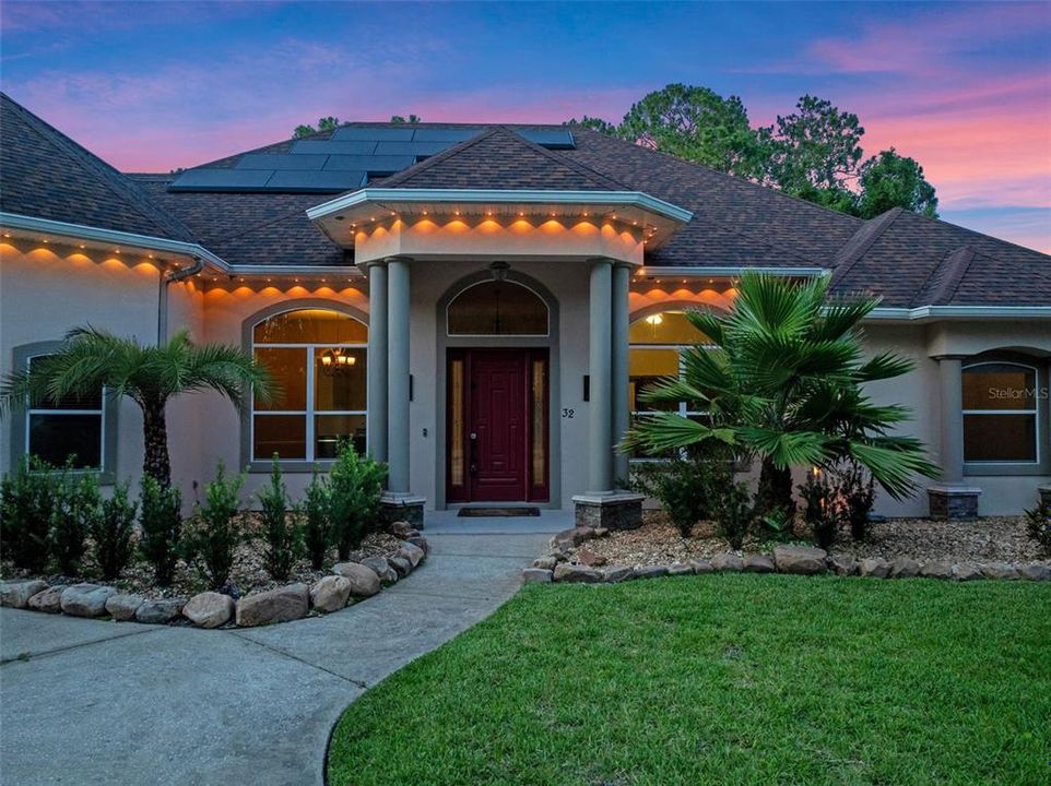 En Venta: $899,000 (5 camas, 4 baños, 4335 Pies cuadrados)