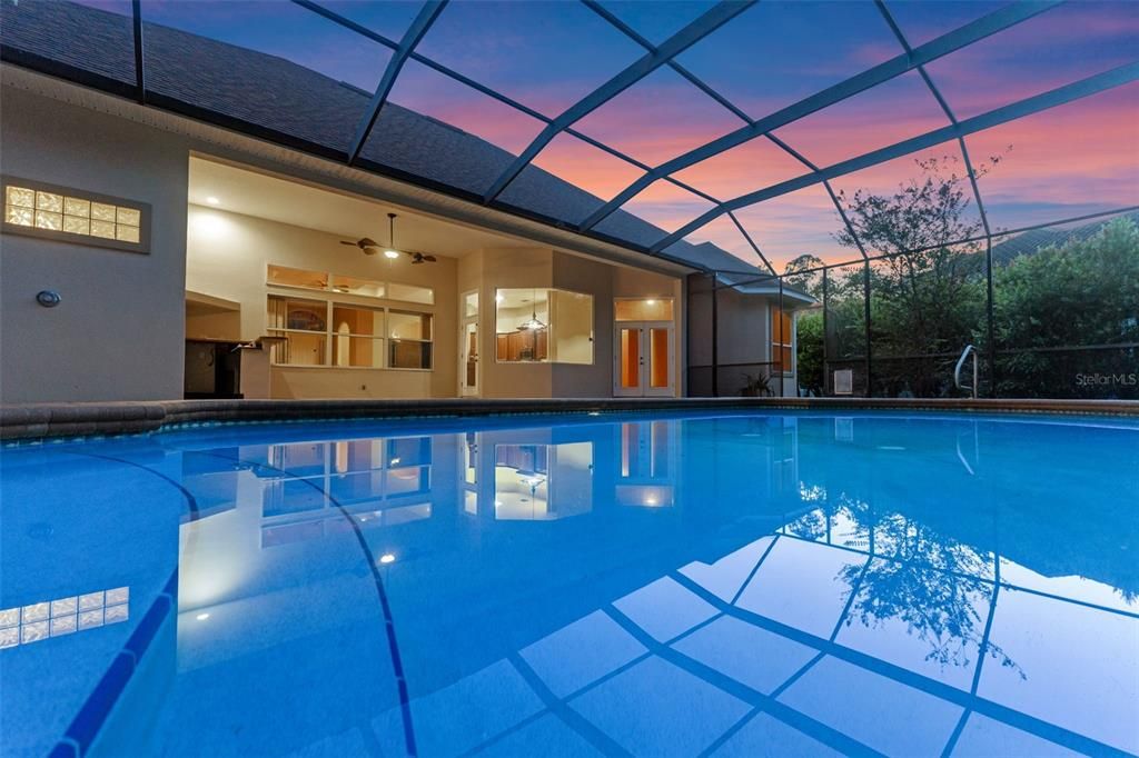 En Venta: $899,000 (5 camas, 4 baños, 4335 Pies cuadrados)