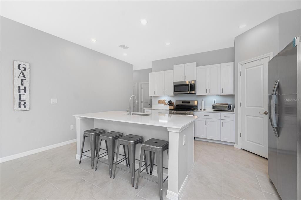 En Venta: $324,999 (4 camas, 2 baños, 1791 Pies cuadrados)