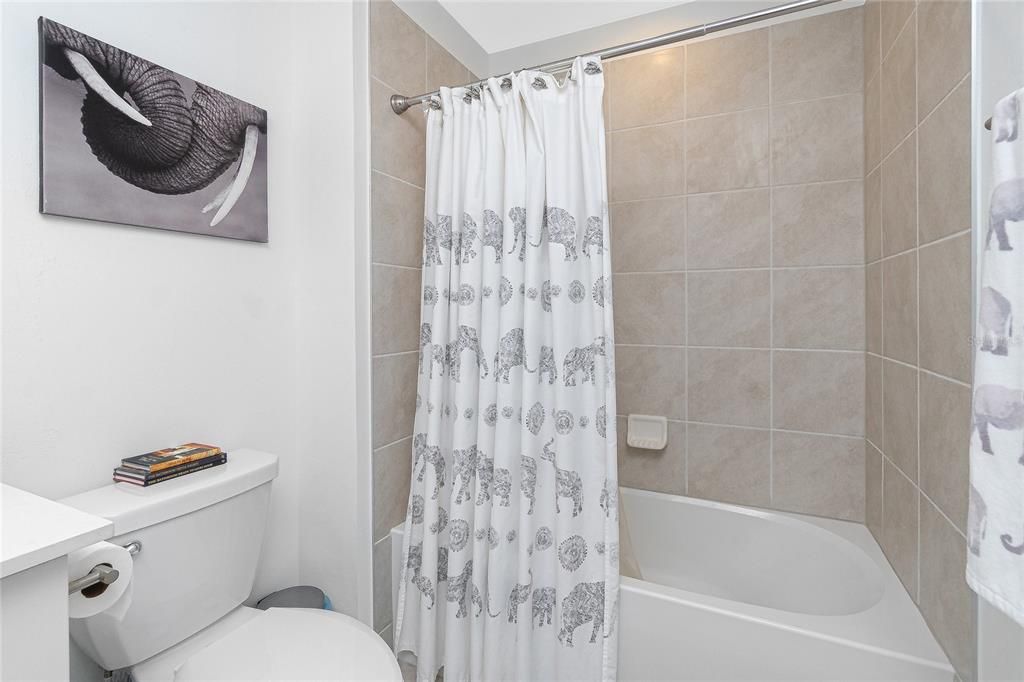 En Venta: $324,999 (4 camas, 2 baños, 1791 Pies cuadrados)