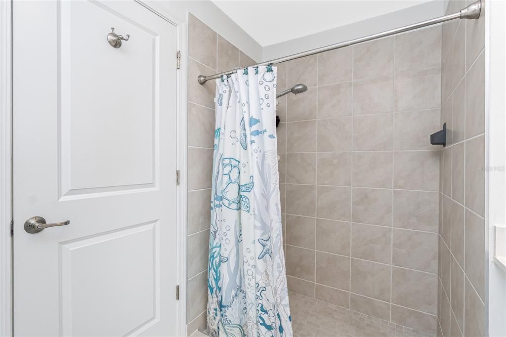 En Venta: $324,999 (4 camas, 2 baños, 1791 Pies cuadrados)