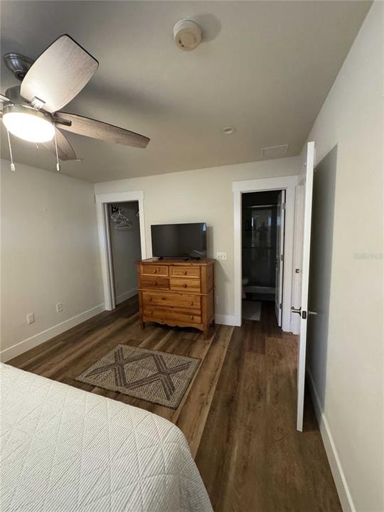 En Venta: $379,000 (2 camas, 2 baños, 1060 Pies cuadrados)