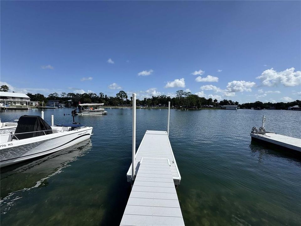 En Venta: $379,000 (2 camas, 2 baños, 1060 Pies cuadrados)