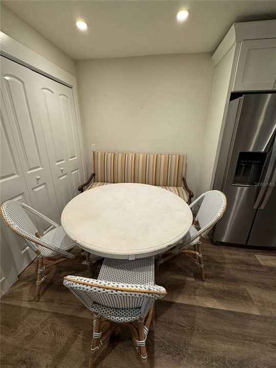 En Venta: $379,000 (2 camas, 2 baños, 1060 Pies cuadrados)