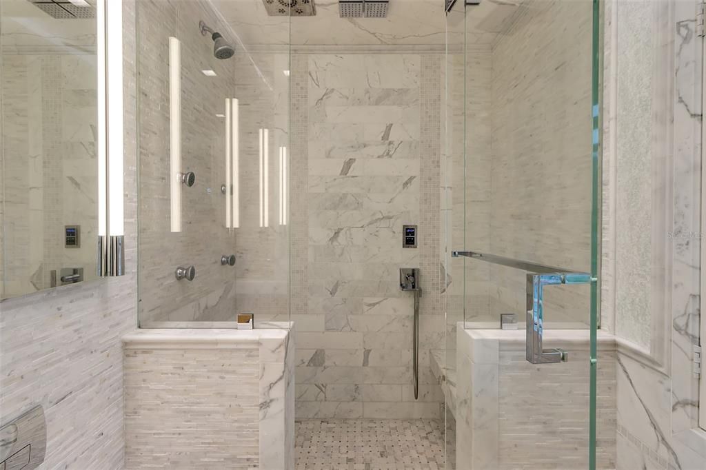 For Sale: $3,495,000 (5 beds, 4 baths, 4452 Square Feet)