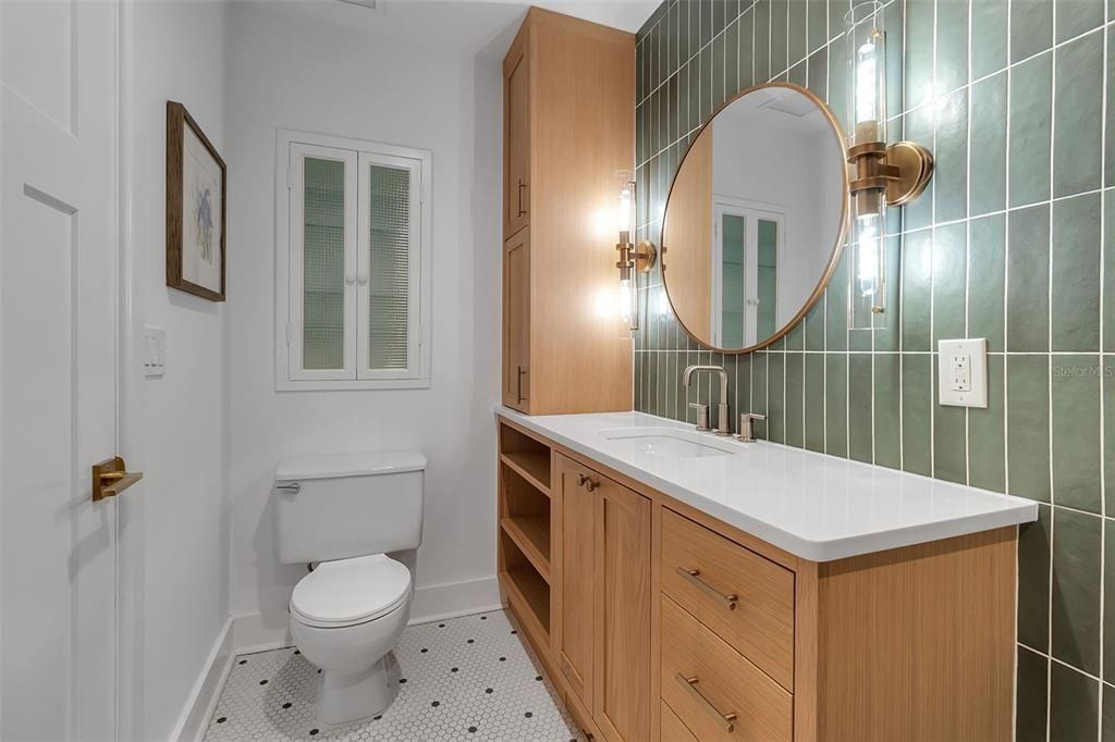 For Sale: $3,495,000 (5 beds, 4 baths, 4452 Square Feet)