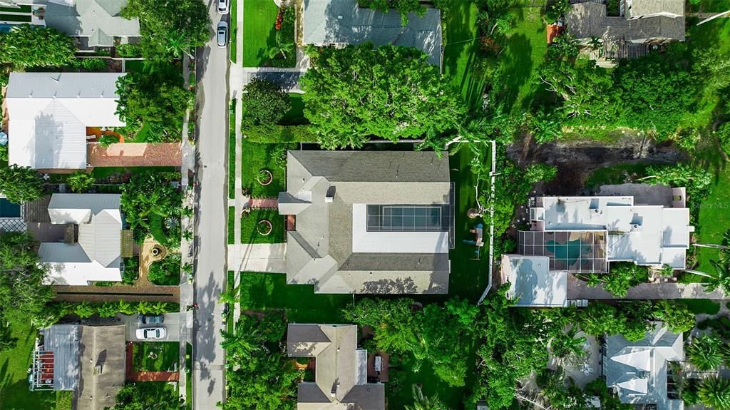 For Sale: $3,495,000 (5 beds, 4 baths, 4452 Square Feet)