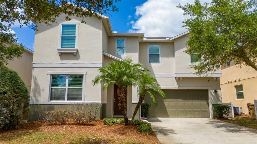 For Sale: $675,000 (7 beds, 4 baths, 3628 Square Feet)