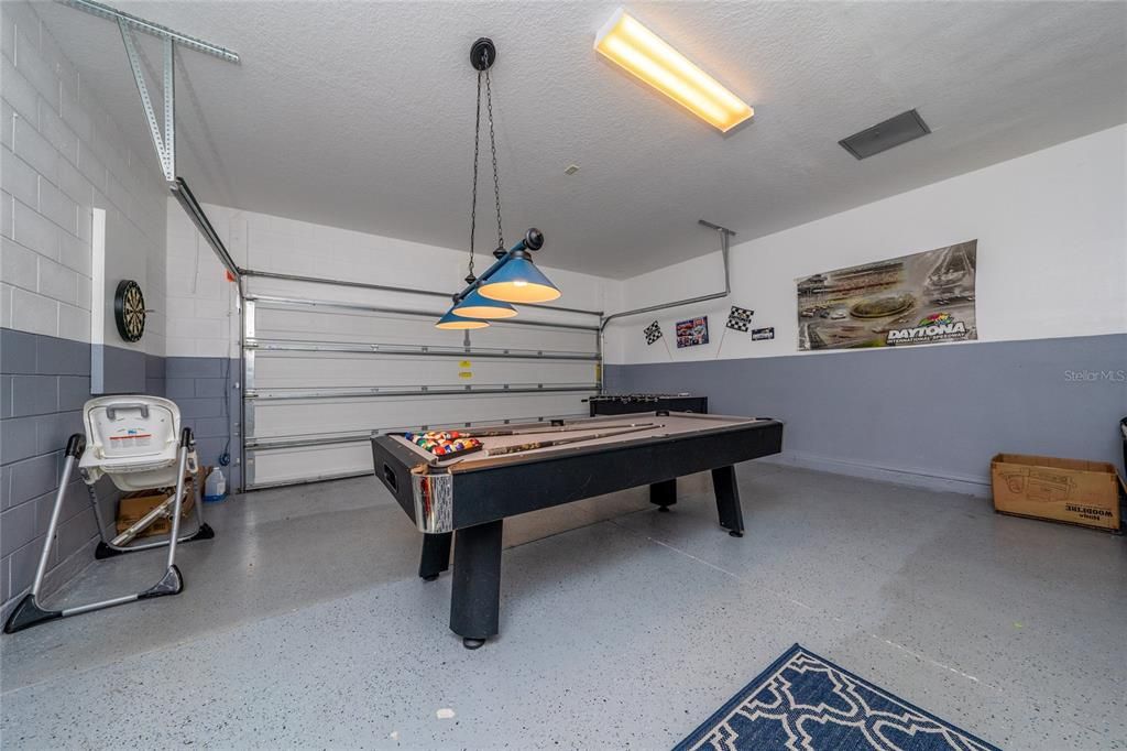 For Sale: $675,000 (7 beds, 4 baths, 3628 Square Feet)