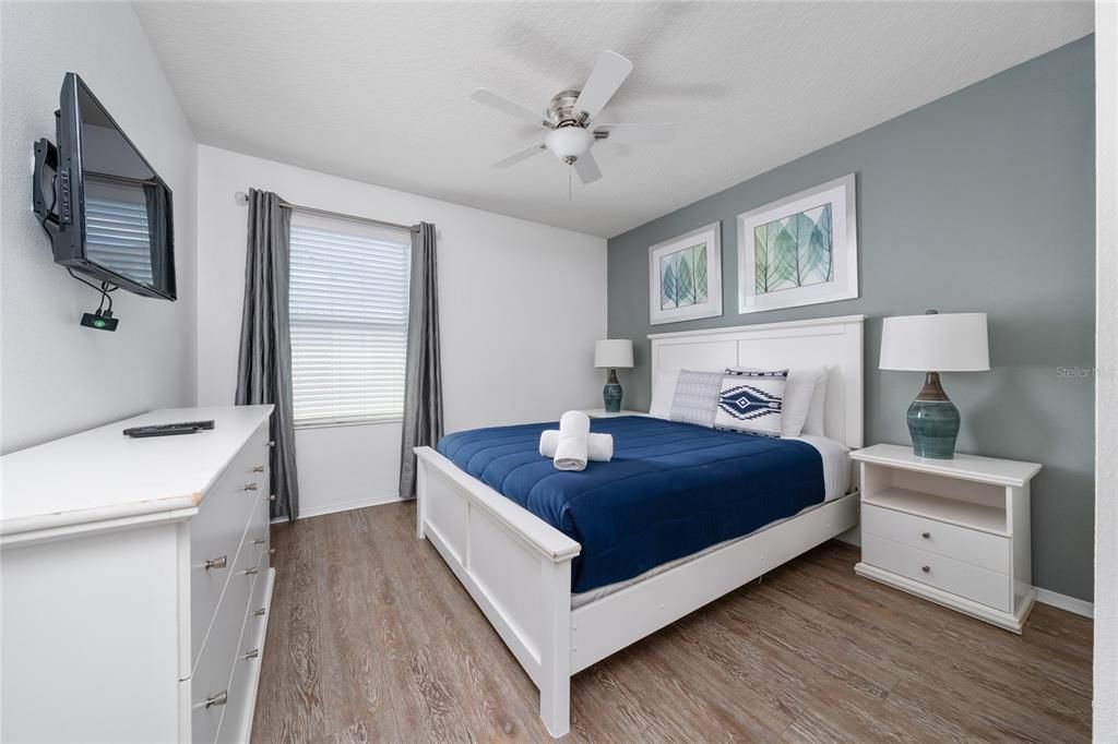 For Sale: $675,000 (7 beds, 4 baths, 3628 Square Feet)
