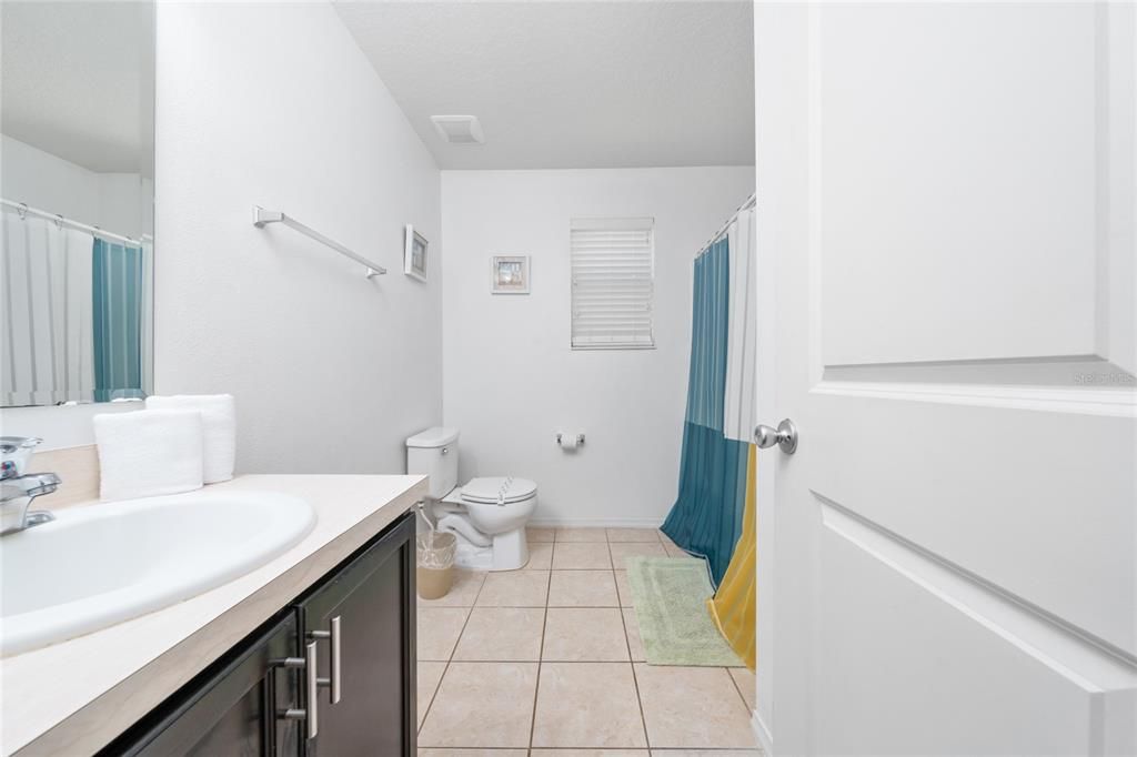 For Sale: $675,000 (7 beds, 4 baths, 3628 Square Feet)