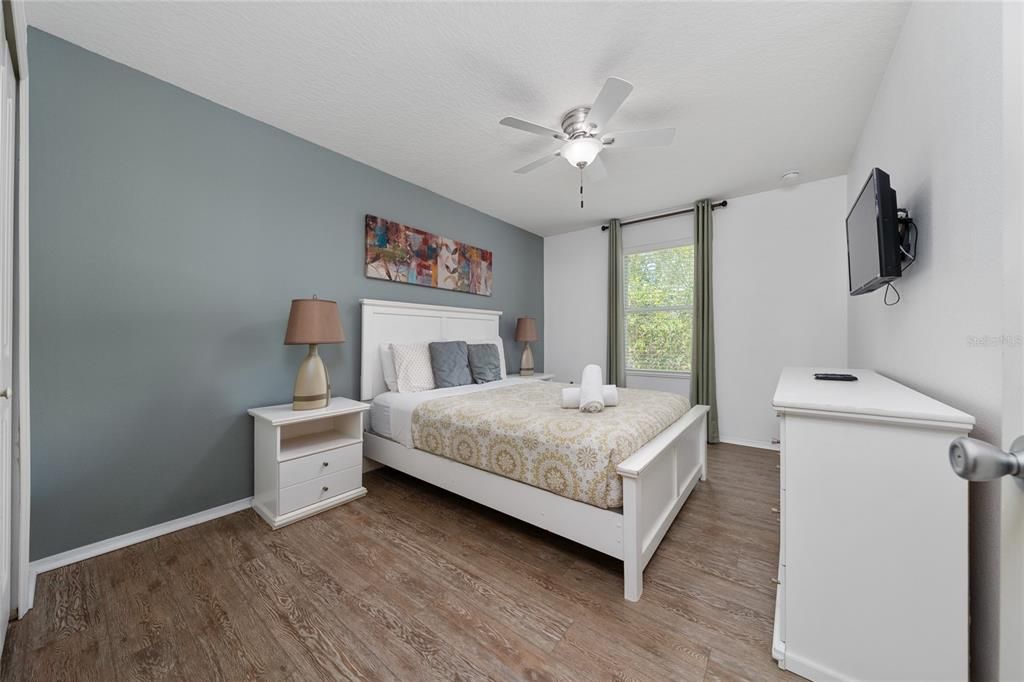 For Sale: $675,000 (7 beds, 4 baths, 3628 Square Feet)