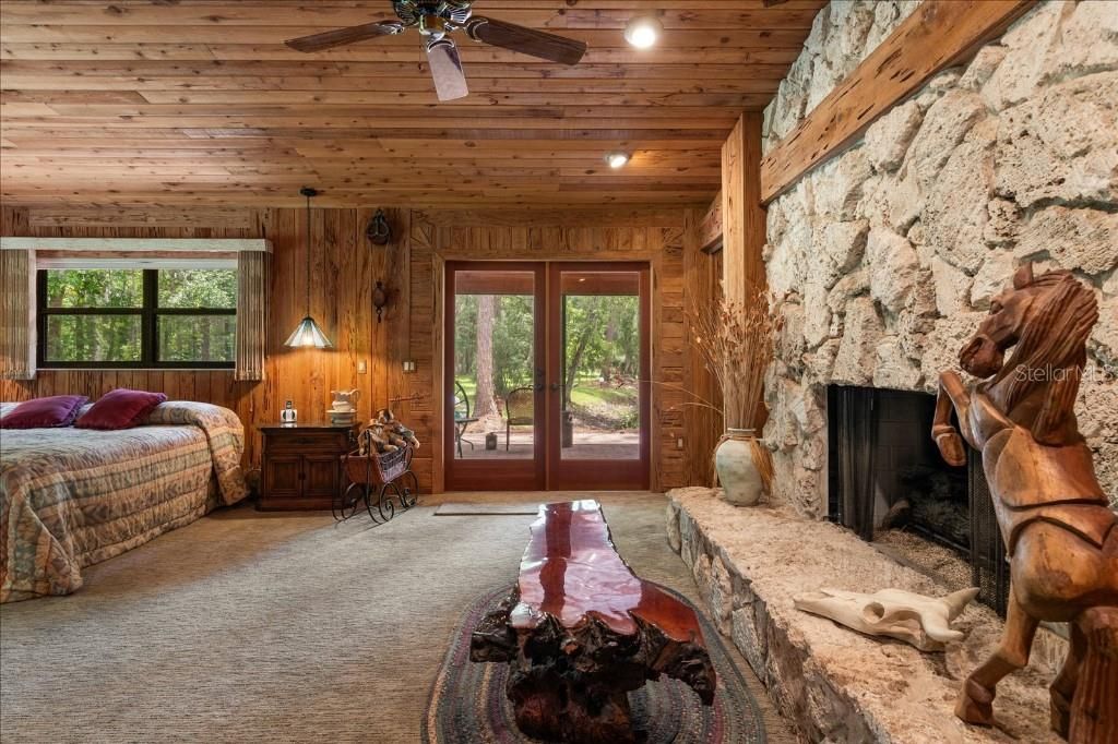 En Venta: $1,399,999 (4 camas, 2 baños, 3252 Pies cuadrados)