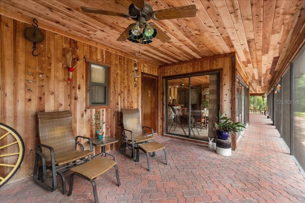 En Venta: $1,399,999 (4 camas, 2 baños, 3252 Pies cuadrados)