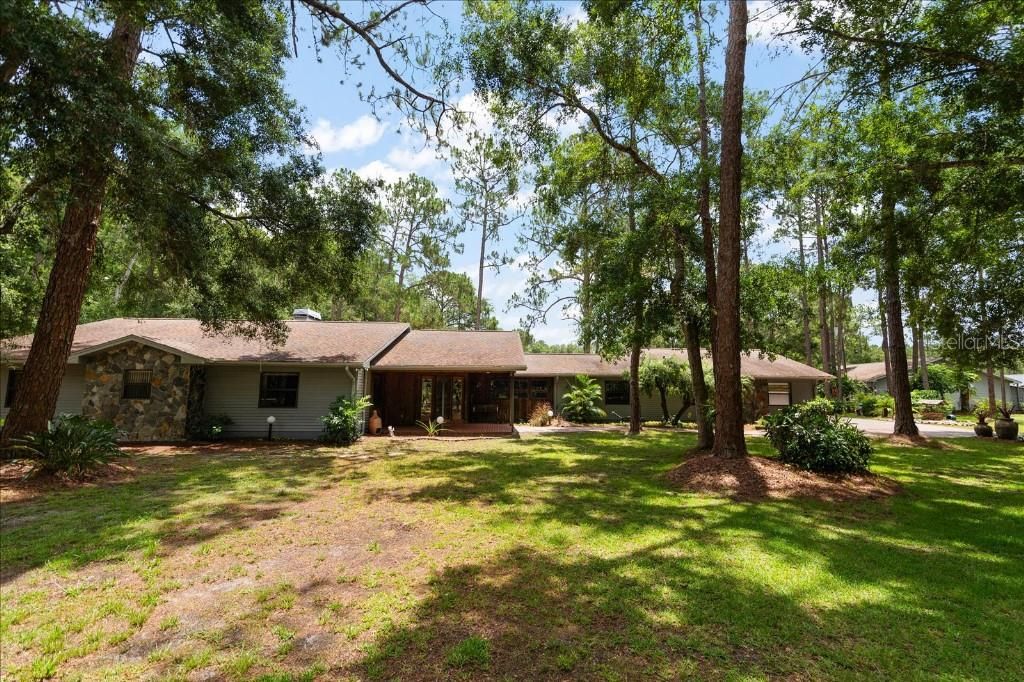 En Venta: $1,399,999 (4 camas, 2 baños, 3252 Pies cuadrados)