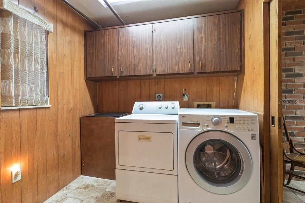 En Venta: $1,399,999 (4 camas, 2 baños, 3252 Pies cuadrados)