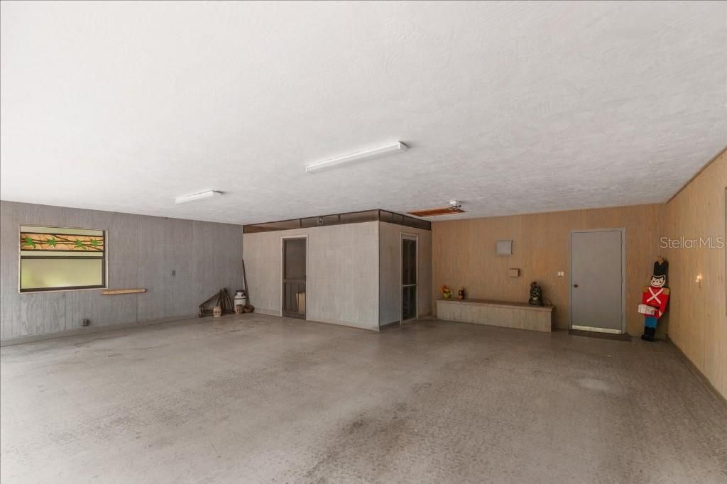 En Venta: $1,399,999 (4 camas, 2 baños, 3252 Pies cuadrados)