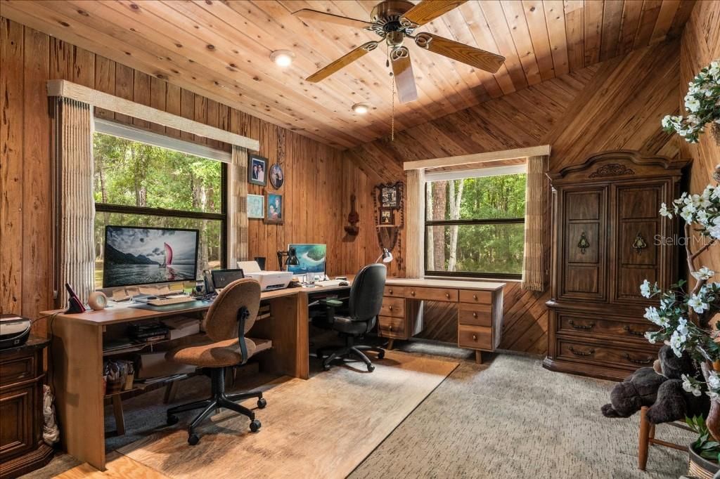 En Venta: $1,399,999 (4 camas, 2 baños, 3252 Pies cuadrados)