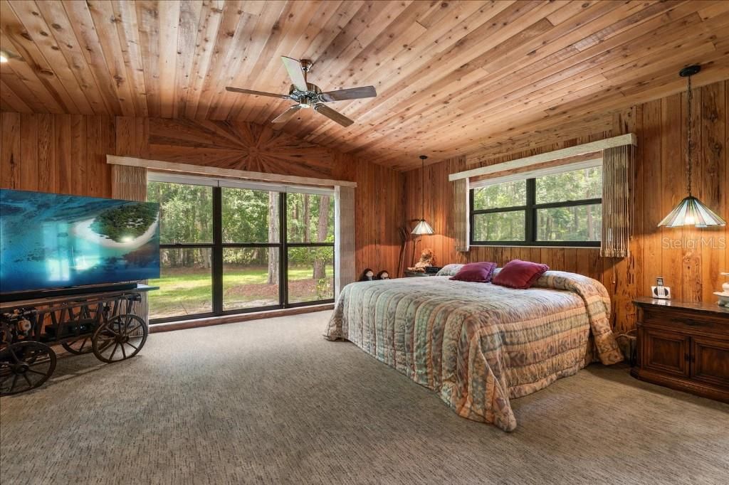 En Venta: $1,399,999 (4 camas, 2 baños, 3252 Pies cuadrados)