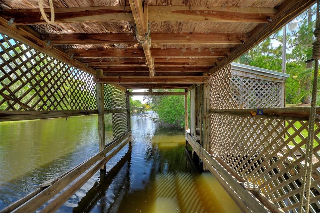 На продажу: $490,000 (3 спален, 2 ванн, 1936 Квадратных фут)