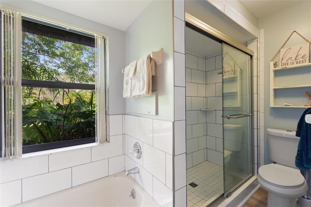 На продажу: $490,000 (3 спален, 2 ванн, 1936 Квадратных фут)