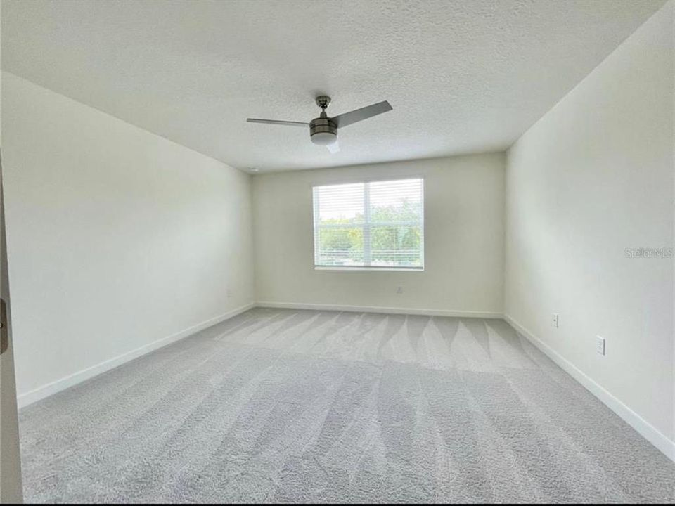 待售: $385,000 (3 贝兹, 2 浴室, 1488 平方英尺)