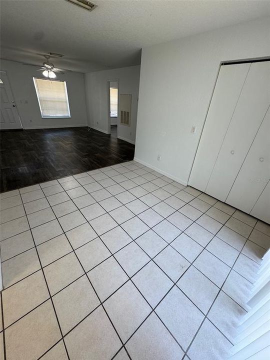 For Rent: $1,474 (3 beds, 2 baths, 1000 Square Feet)