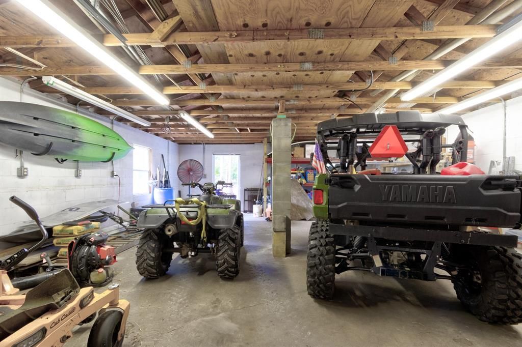 Под контрактом: $475,000 (3 спален, 2 ванн, 1362 Квадратных фут)