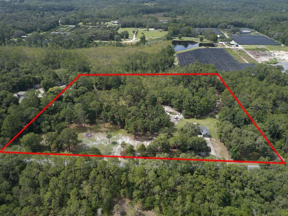 Под контрактом: $475,000 (3 спален, 2 ванн, 1362 Квадратных фут)