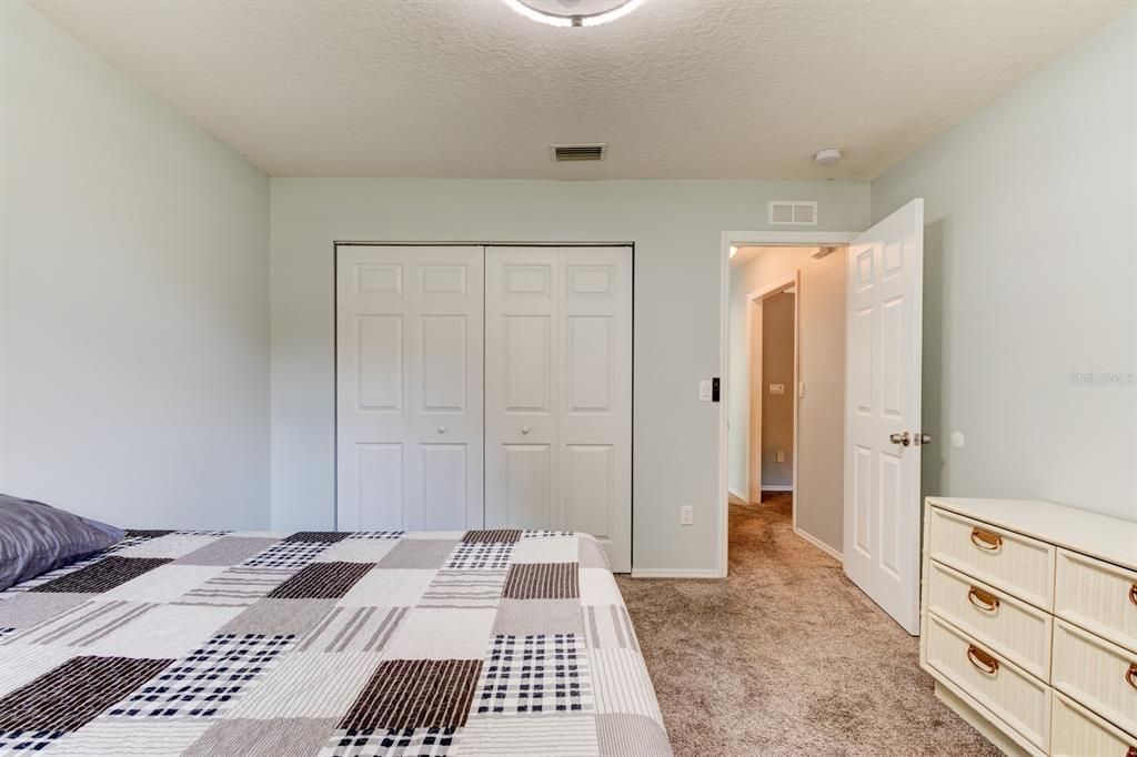 Под контрактом: $475,000 (3 спален, 2 ванн, 1362 Квадратных фут)