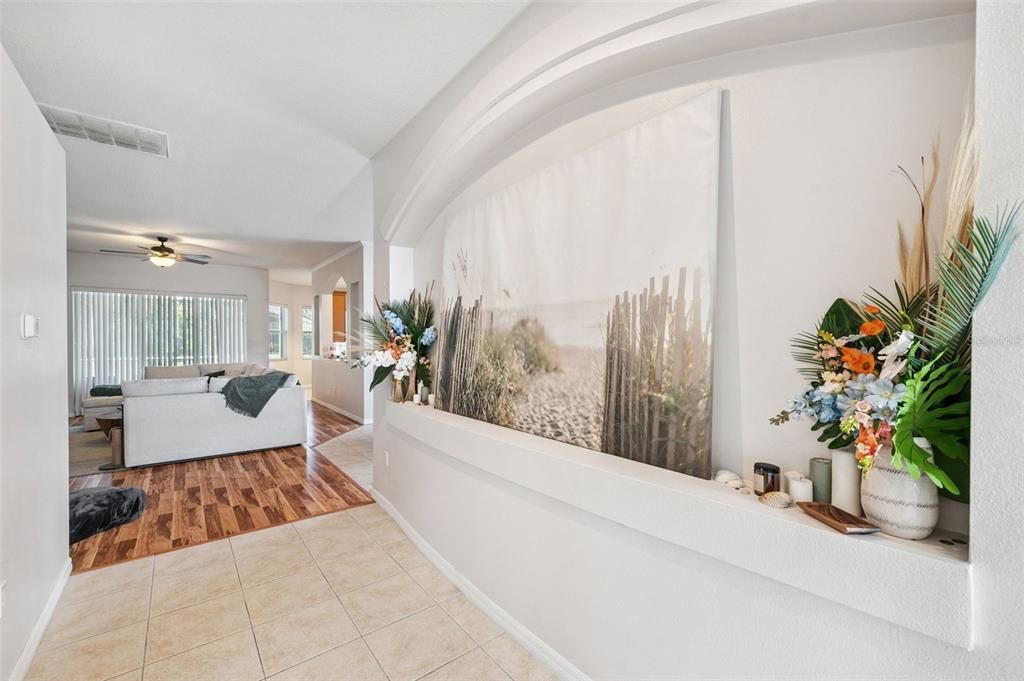 待售: $478,000 (3 贝兹, 2 浴室, 1993 平方英尺)