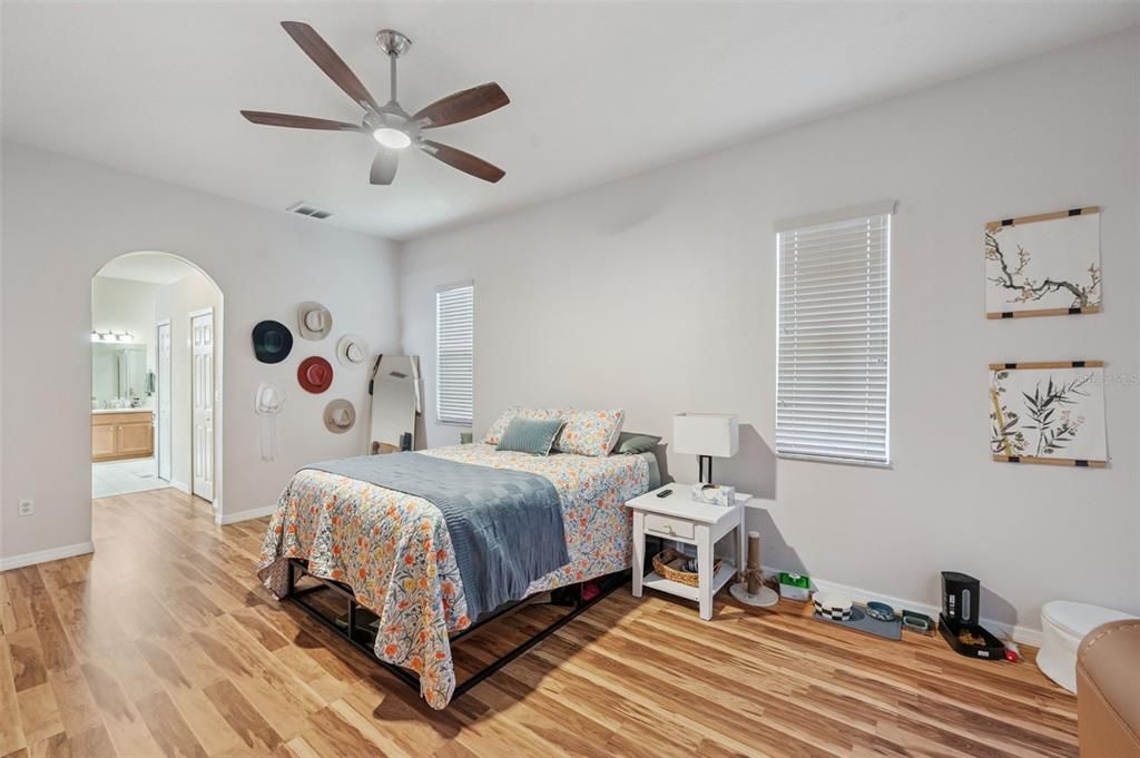 待售: $478,000 (3 贝兹, 2 浴室, 1993 平方英尺)