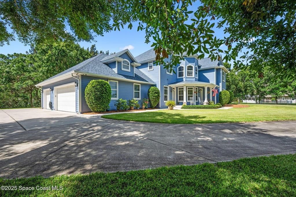 На продажу: $1,495,000 (4 спален, 3 ванн, 3600 Квадратных фут)