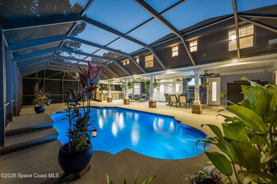 На продажу: $1,495,000 (4 спален, 3 ванн, 3600 Квадратных фут)