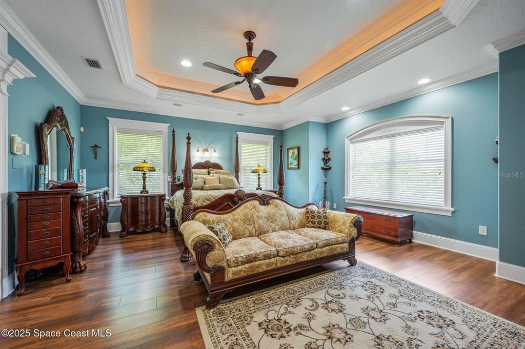 На продажу: $1,495,000 (4 спален, 3 ванн, 3600 Квадратных фут)