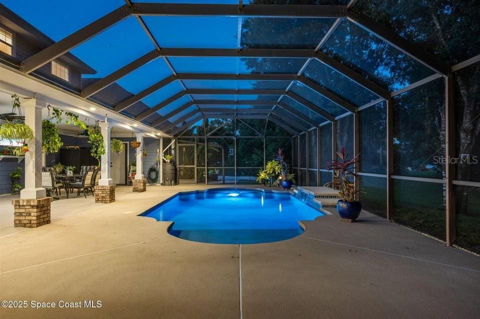 На продажу: $1,495,000 (4 спален, 3 ванн, 3600 Квадратных фут)