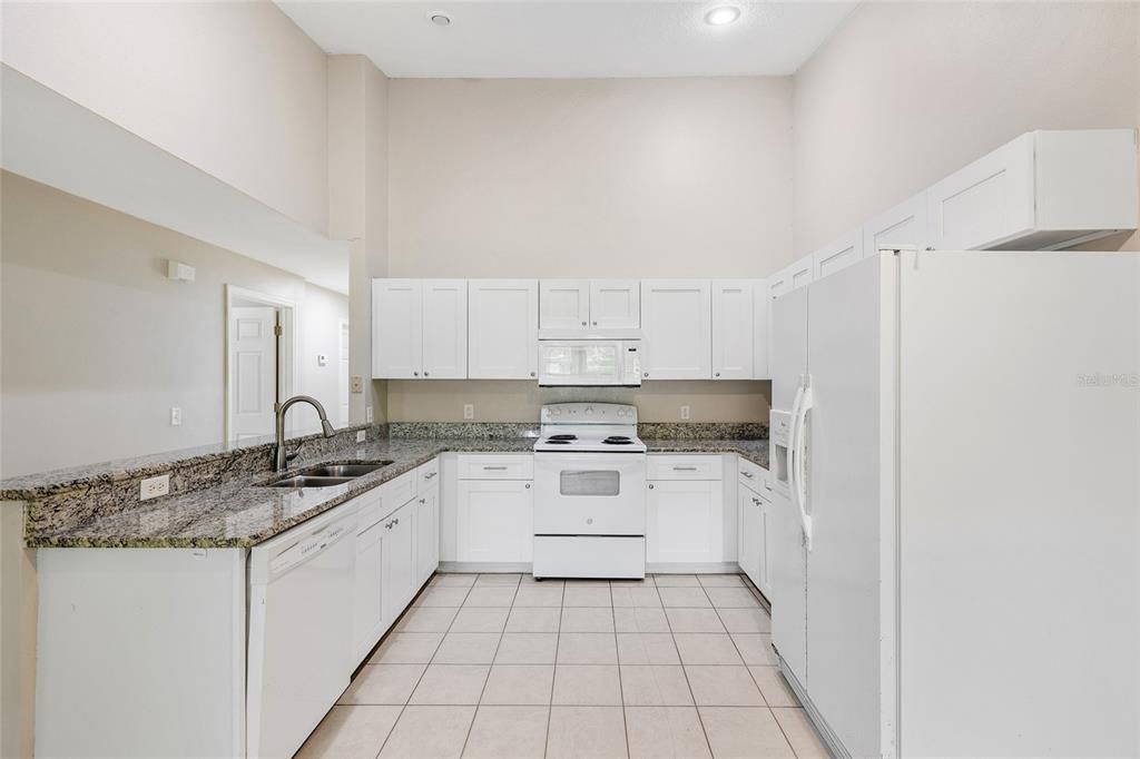 For Sale: $179,900 (3 beds, 2 baths, 1212 Square Feet)