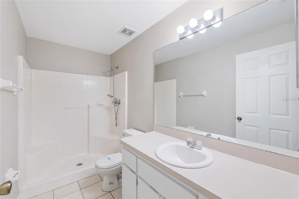 For Sale: $179,900 (3 beds, 2 baths, 1212 Square Feet)