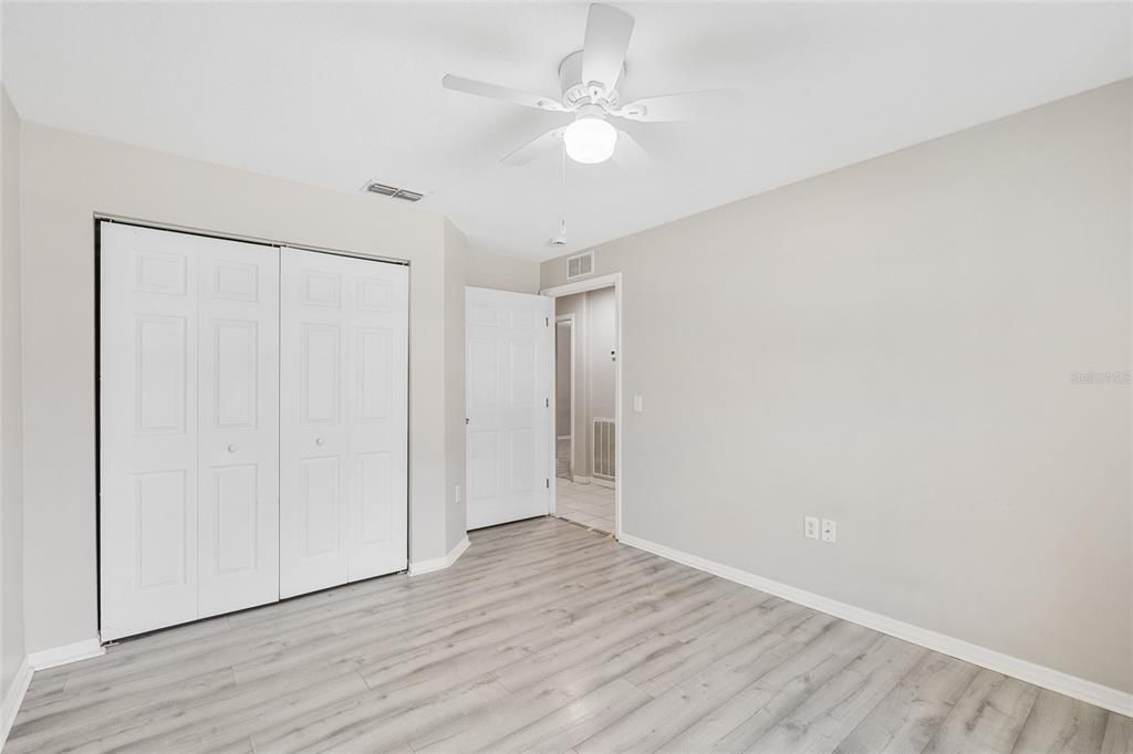 For Sale: $179,900 (3 beds, 2 baths, 1212 Square Feet)