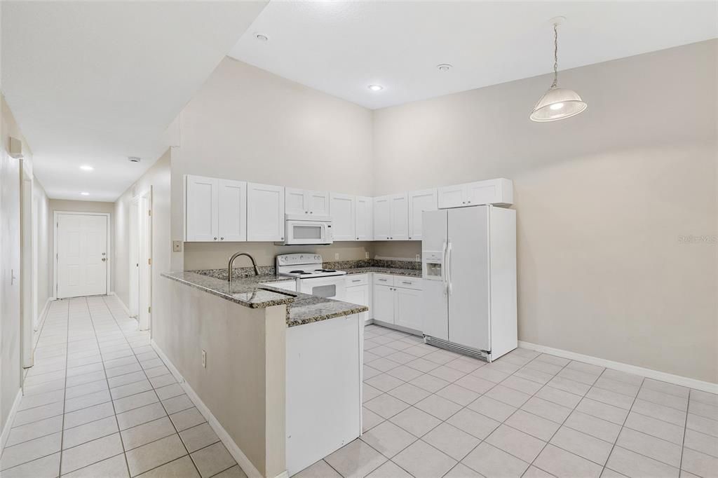 For Sale: $179,900 (3 beds, 2 baths, 1212 Square Feet)